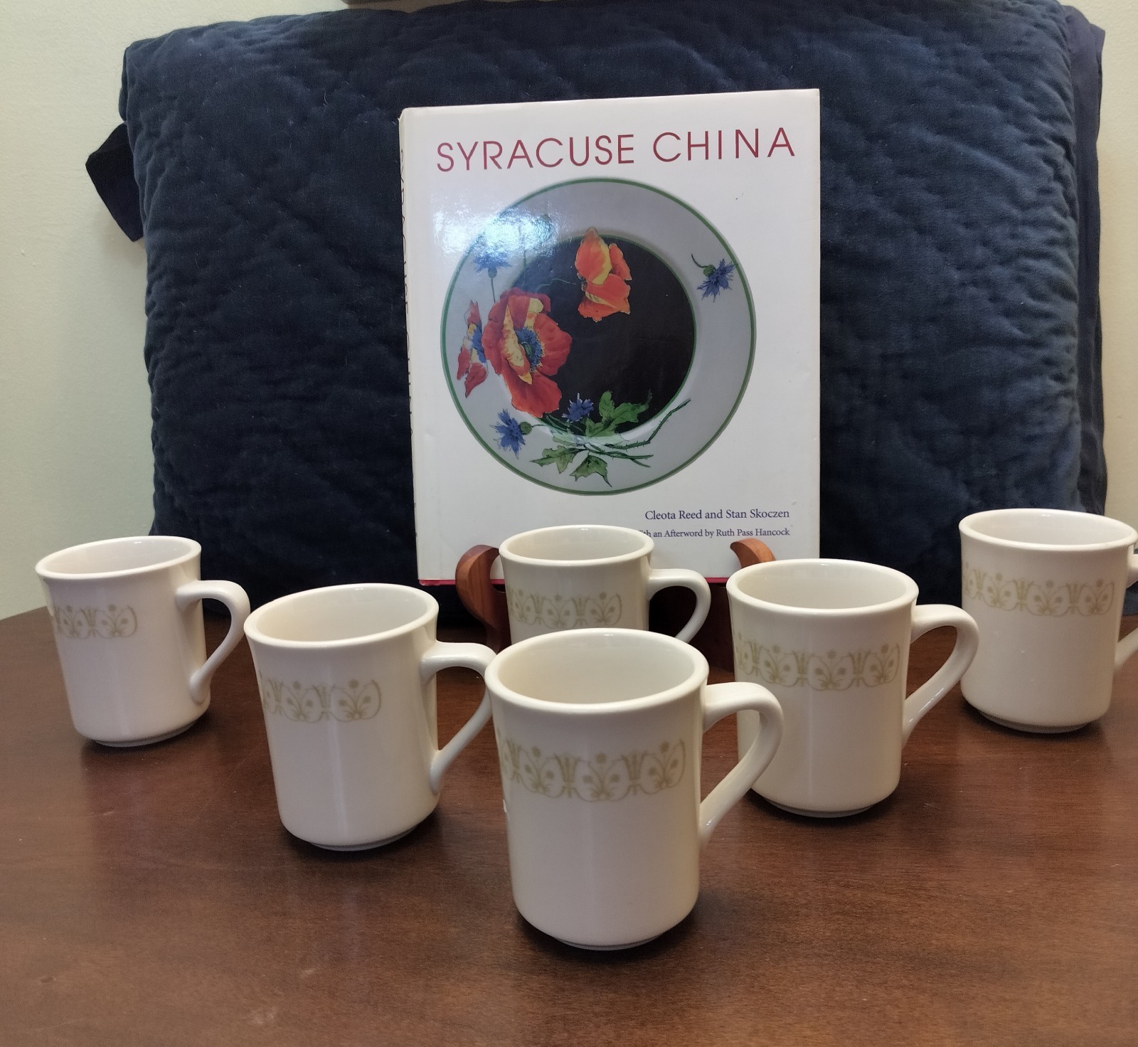 Set of 6 Syracuse China Coffee Mugs Classic Bronze Pattern Made 1980