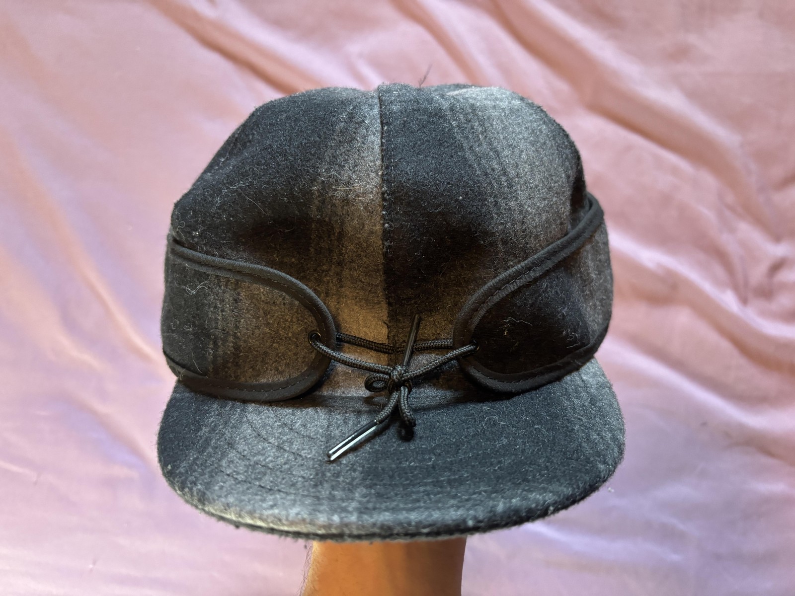 Stormy Kromer Trapper Hat Mens 7 3/4 Gray Wool Ear Flap Lined Winter Cap