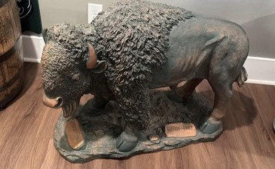 Buffalo Trace Whiskey Distillery Giant Size Benny The Buffalo Display Statue 36''