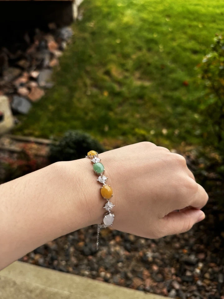 Pulsera multicolor de jadeíta birmana natural | Cada gema está cuidadosamente seleccionada Foto 2 de 4