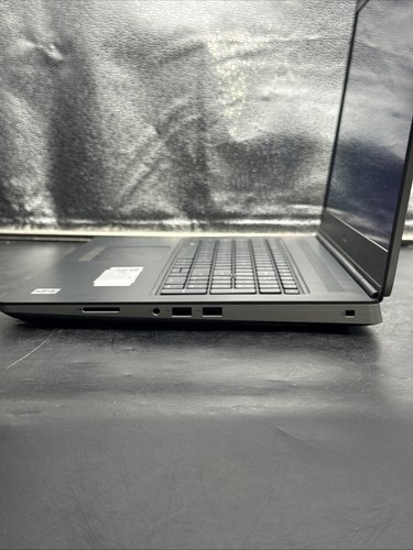 Dell Precision 7750 17" UHD: i9-10885H @ 2,40 GHz, 64 GB, 2 TB SSD, Quadro RTX 4000 - Foto 10 di 16