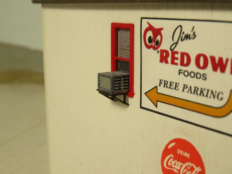 TIENDA DE COMESTIBLES ESCALA HO RED OWL. Foto 3 de 4