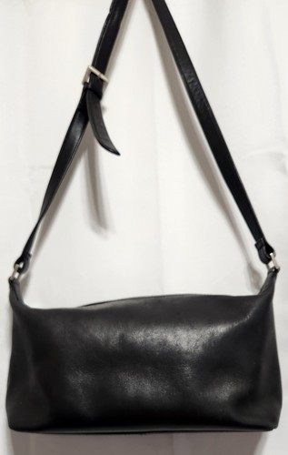 Hobo International Black Leather Zip Crossbody