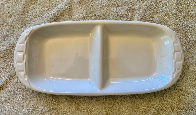 Longaberger Pottery Woven Traditions 15.5" Ivory Divided Dish USA NO RESERVE!