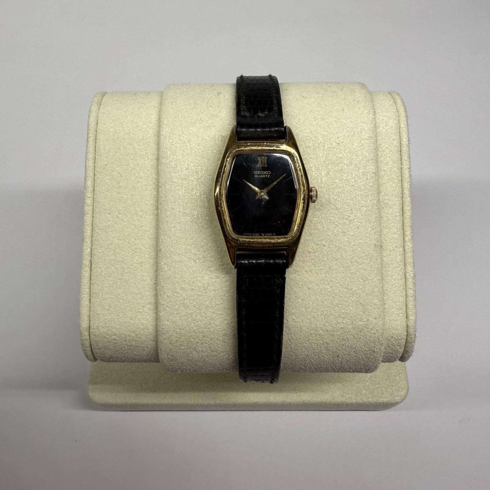 SEIKO 2C20-6440 Gold Tone Quartz Women Vintage Watch W69 *New Battery