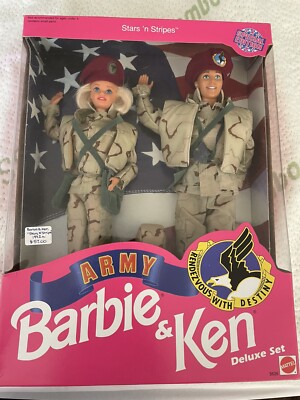 1992 Stars N Stripes Army BARBIE & KEN Deluxe Set Mattel dolls toy