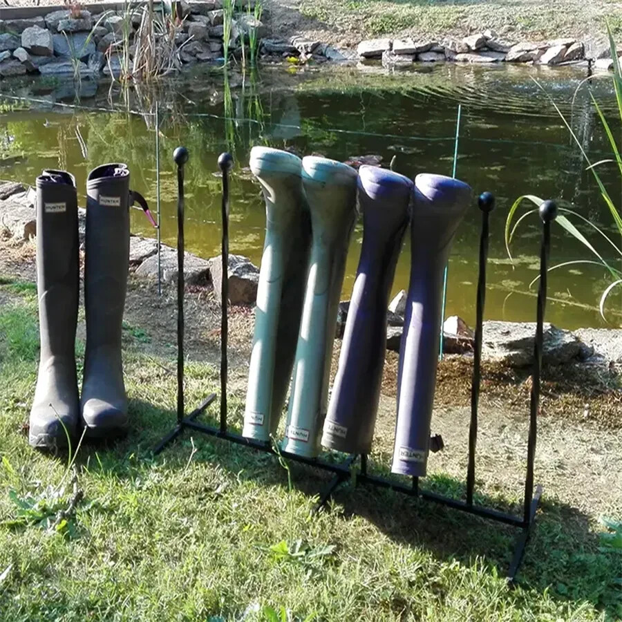 WROUGHT IRON 4 PAIR WELLINGTON BOOT HOLDER RACK / BOOT STROAGE