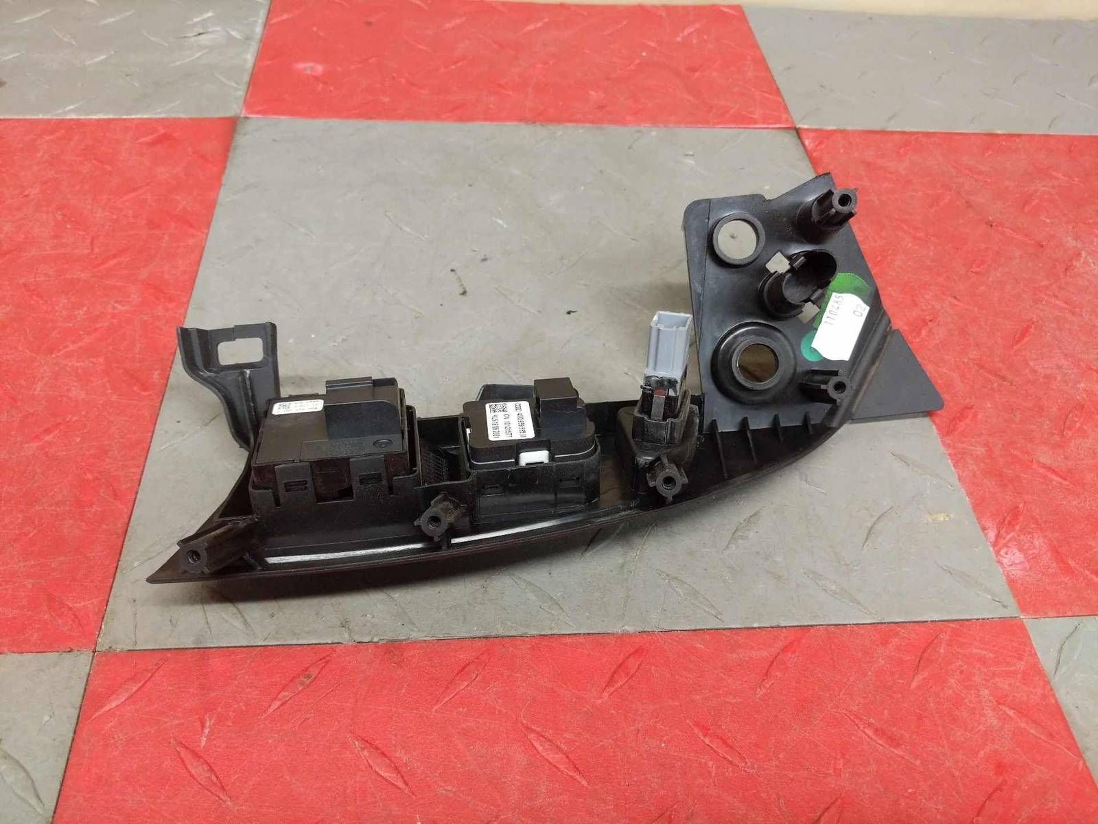 2022 Audi R8 Coupe OEM LH Driver Door Control Switch Assembly