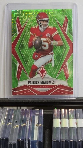 2025 Panini Phoenix - Patrick Mahomes II #1 Lime Green Mojo /75
