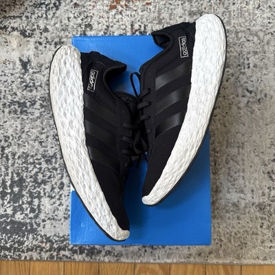 adidas Zponge Men's Sneakers black and white Sz 10 Slightly Used Great Condition
