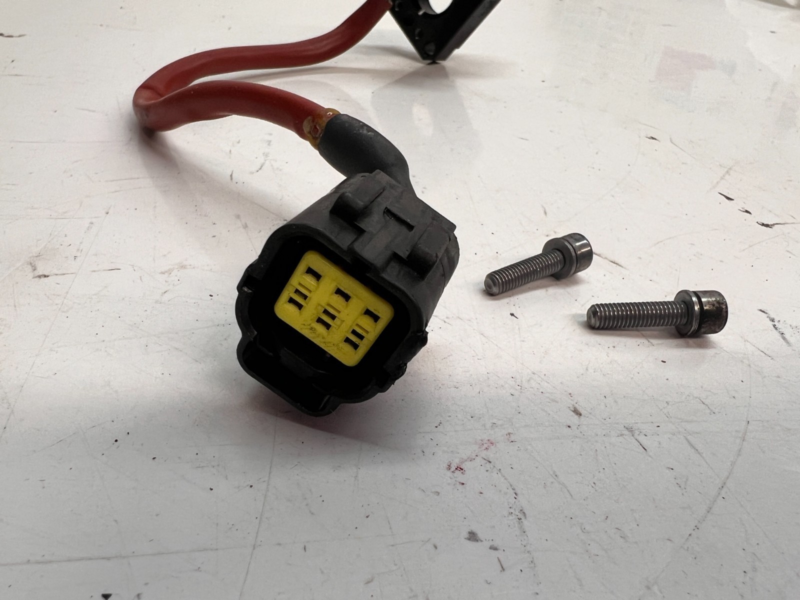 LAMBORGHINI MURCIELAGO LP640 GALLARDO CLUTCH SENSOR OEM 086141297 086141305