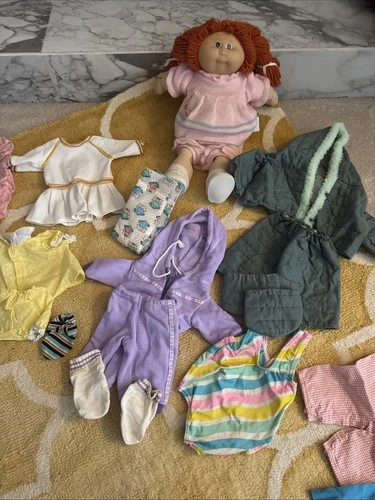 1978 1982 Cabbage Patch Kids Girl, Orange W Blue & 8 Outfits ! Snow Suit Mint