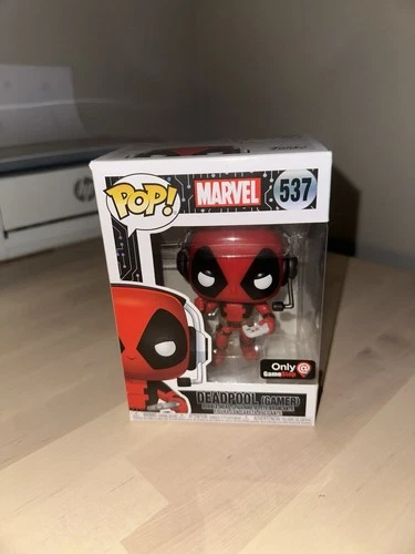 Funko Pop! Vinyl: Marvel: Deadpool Gamer #537