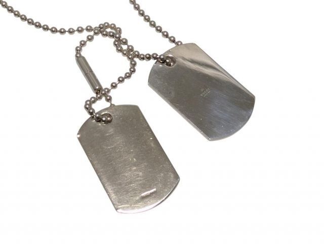 GUCCI グッチ　dog-tag necklace ドッグタグ　SV925 Gucci Necklace Diamante Dog Tag Logo Pendant Silver SV925 272822