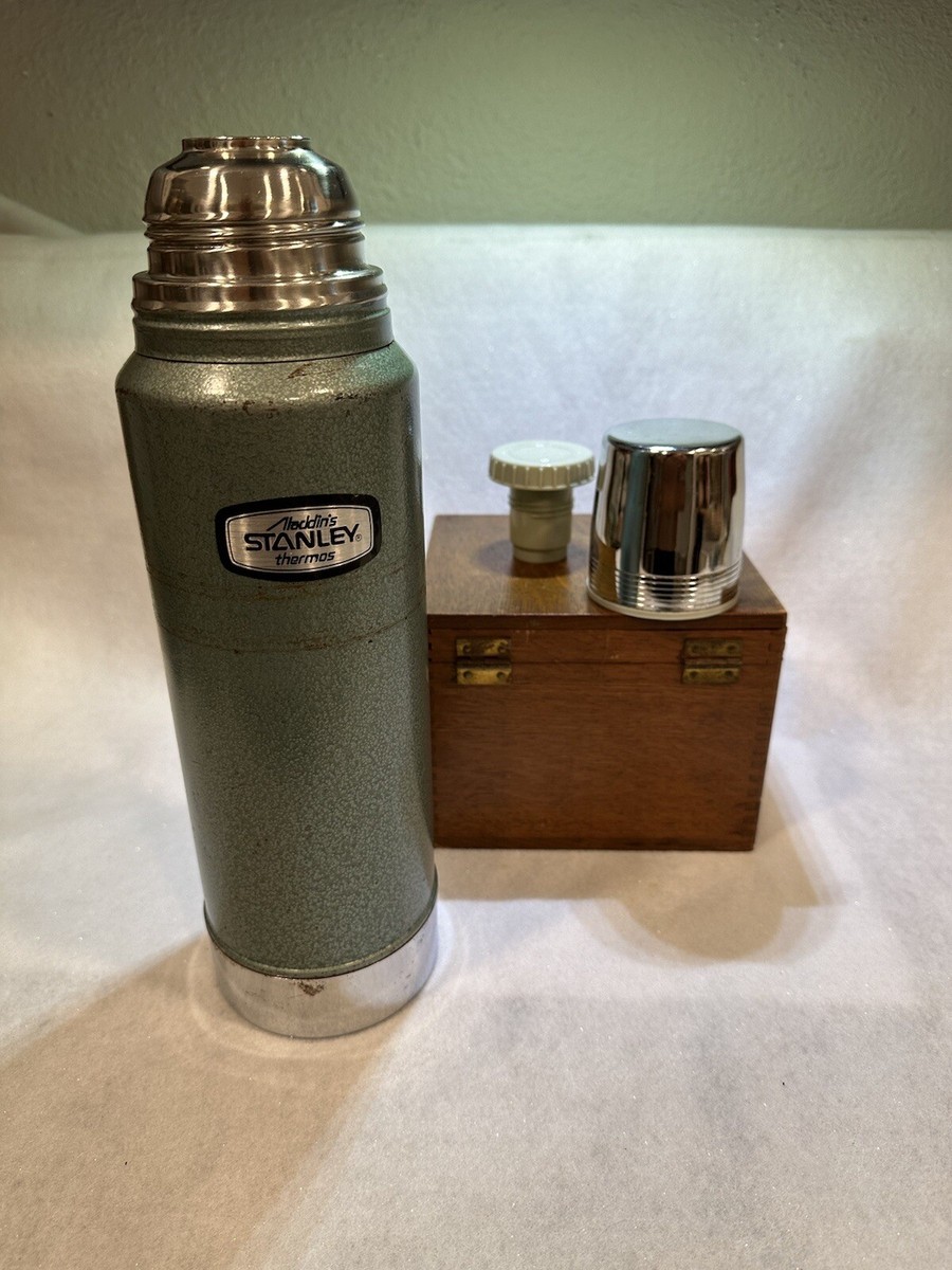 Aladdin's Stanley Thermos A-944C 32 Oz See Description