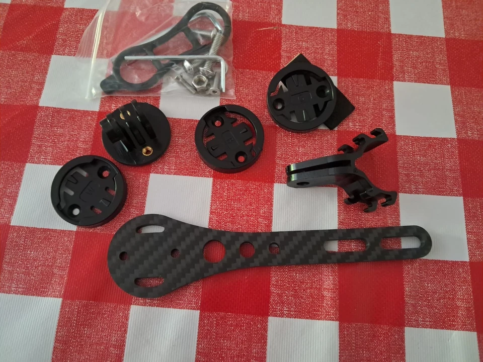 Acople Ciclocomputador Carbono - Imagen 2 de 3