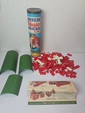 1950's AMERICAN PLASTIC BRICKS SET #715 ELGO   208 Assorted Pcs Original Papers