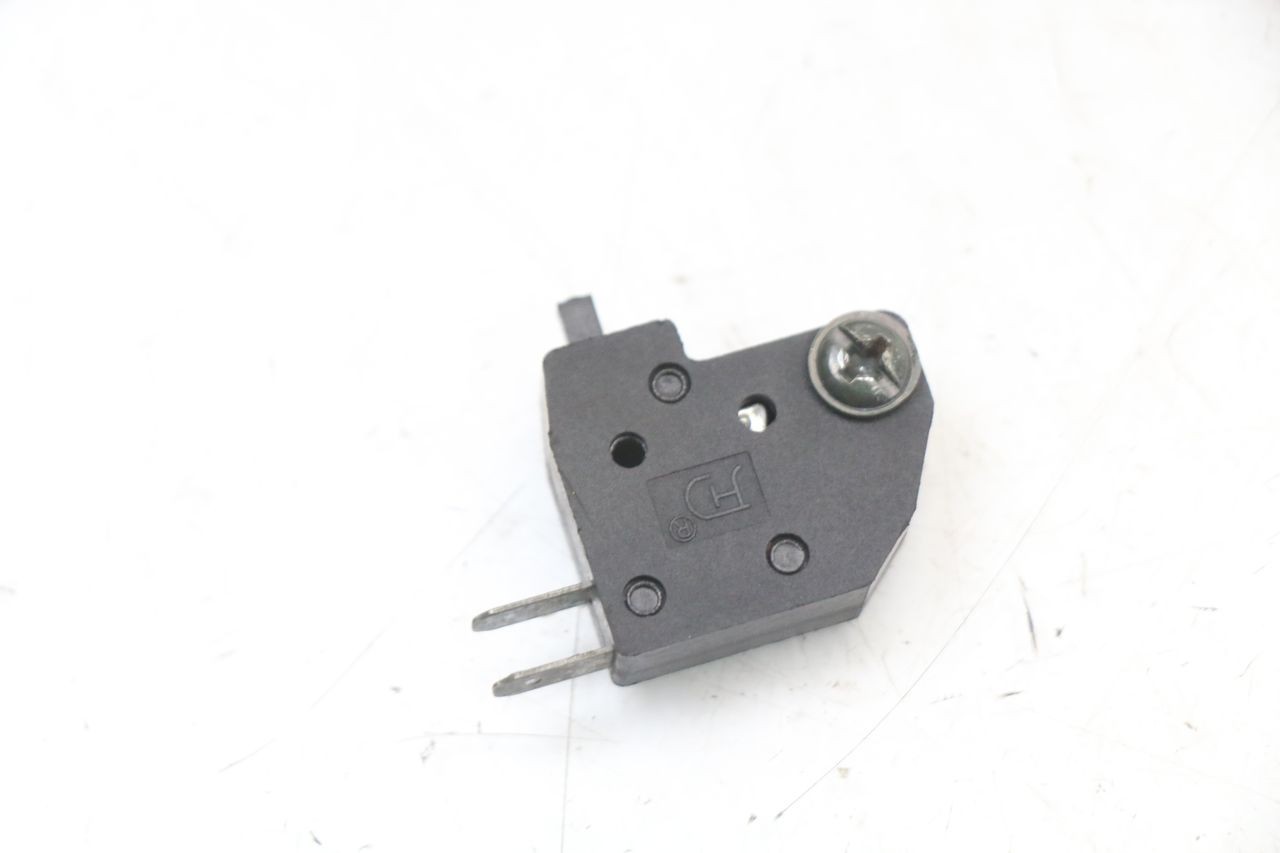 CONTACTO DE LUZ DE FRENO DERECHO - HONDA TRX 300 (1988 - 2000)