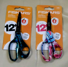 Fiskars Student Scissors 7" Qty of 2 Scissors with 2 different colors 
