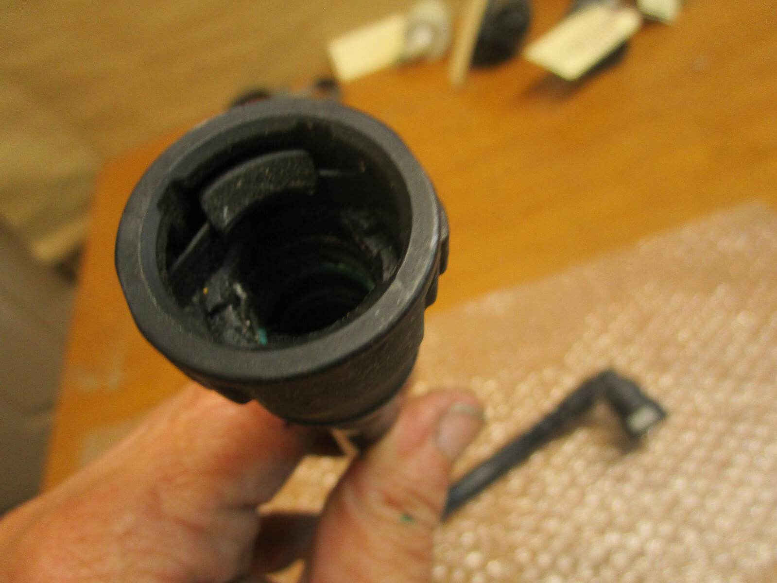 Maserati 4200 Spyder-  Pipe From Disareator To Roll Over Valve   P/N 187468
