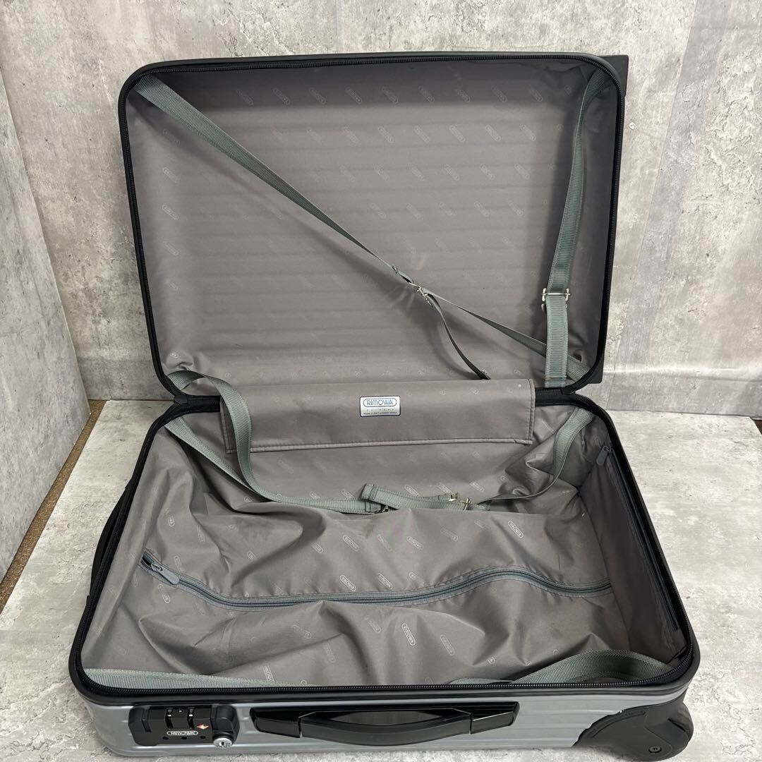 RIMOWA salsa 35L Silver 2-wheels Carry Case Suitcase 856 52 Travel