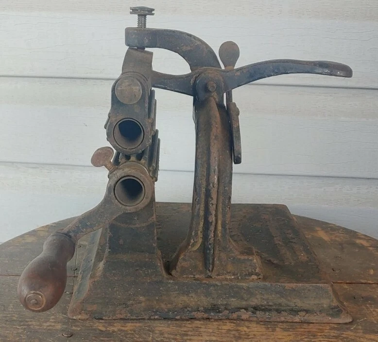 Antigua crimpadora de tela de hierro fundido patentada 1866 Newark Nj Foto 2 de 4