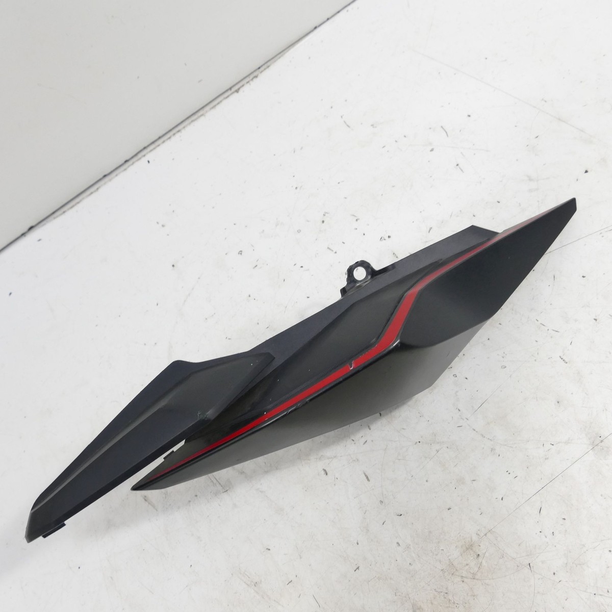 Honda CBR 650 F EZ:18 Rear Fairing 77216-MKN-D500 55528 | eBay UK