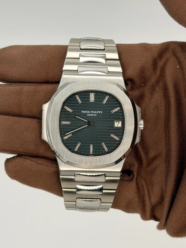 Patek Philippe Nautilus 40mm Stainless Steel 3700