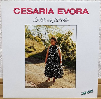 Cesaria Evora  1989 FRANCE Edition LP  CESARIA EVORA La Diva Aux Pieds Nus   Ble
