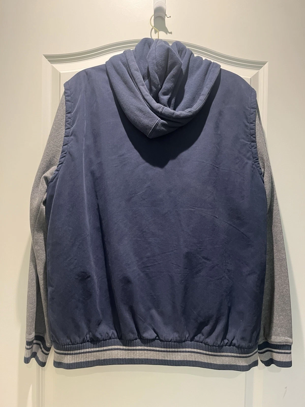 RVCA Coach Giacca Gilet con Cappuccio e Bottoni (UOMO LARGE) Blu Grigio