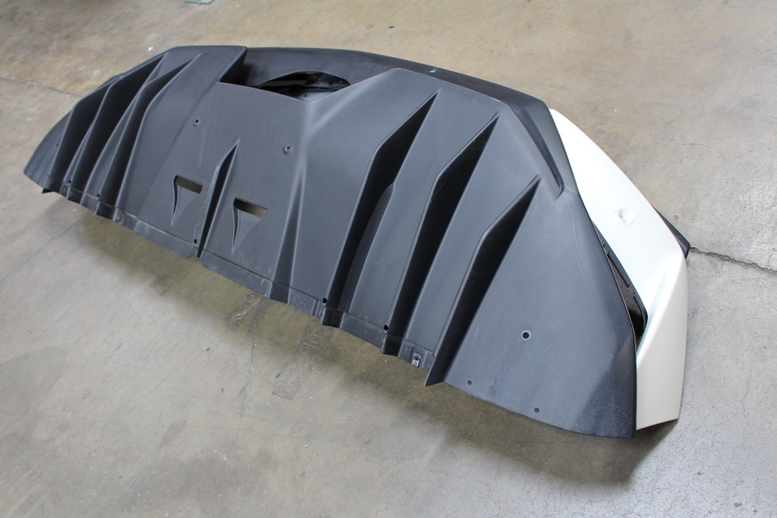 Lamborghini Aventador, Rear Bumper Cover w/Valance, DMG Used, P/N 470807511AA