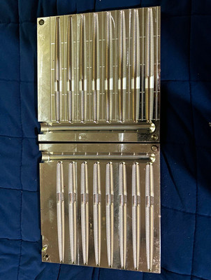 Epic Bait Molds 5'' Classic Stickbait 8-Cavity Aluminum Soft Plastic Mold