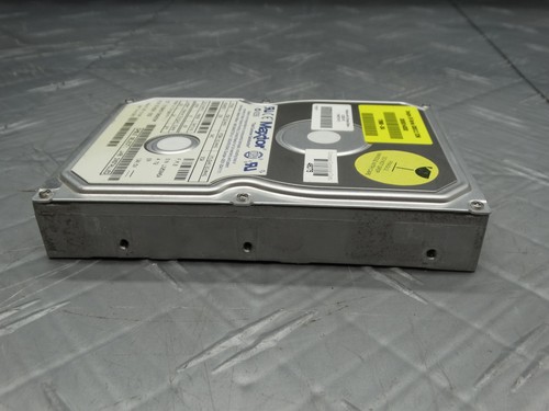 MAXTOR 83240D3 3.5in 3.2GB IDE Hard Drive N256 - Picture 4 of 10