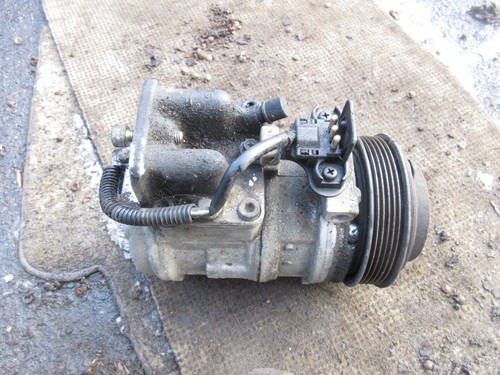 Denso Klimakompressor 0002300511 (1161310201) Mercedes-Benz W124 190 W201 W126