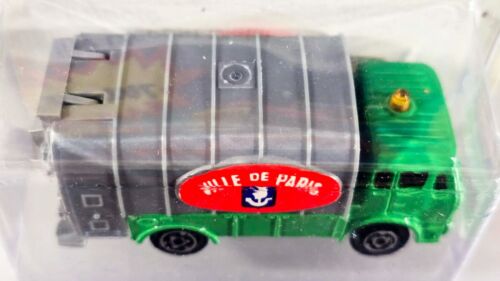 Vintage Majorette Mercedes-Benz Garbage Truck Ville de Paris / #218 / France