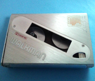 SONY Cassette Walkman WM-101 Junk 1985 Stereo Player
