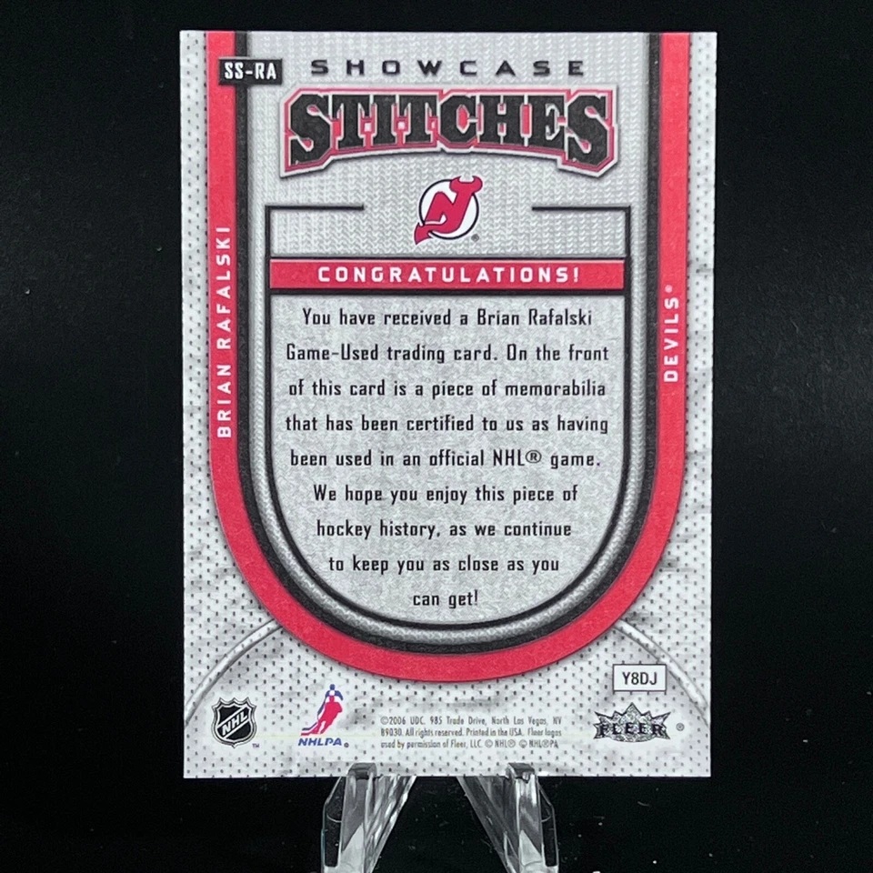 Brian Rafalski 2006-07 Flair Showcase Showcase Stitches #SS-RA Devils LOOK!! - Image 2 of 2