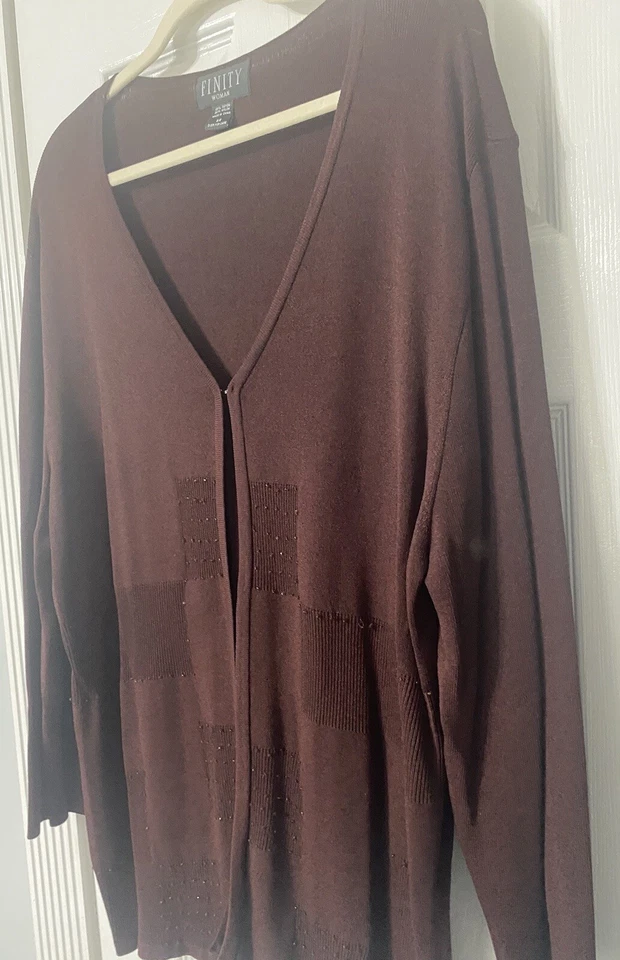 Cárdigan suéter tejido con cuentas de mujer 2X Plus talla marrón usado Foto 2 de 4