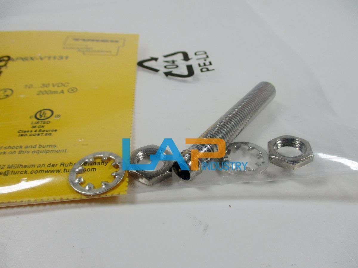 1Pcs New For TURCK proximity switch Bi1,5-EG08-AP6X-V1131