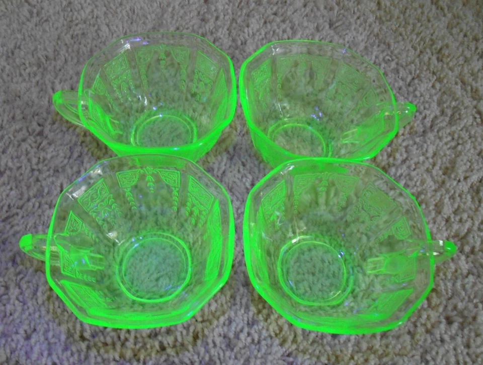 Anchor Hocking Princess Green Vaseline Glass Cups SET 4 - Image 4 of 4