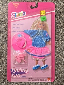 1993 Stacie Feeling Fun vintage Fashion New Barbie MOC hat dress shoes mirror +