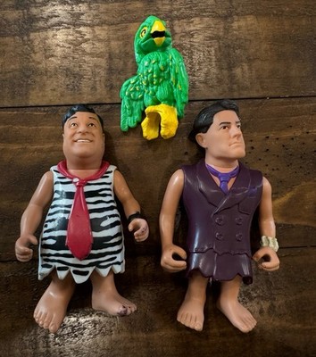 1993 Mattel The Flintstones Big Shot Fred /Evil Cliff With Dictabird Figures