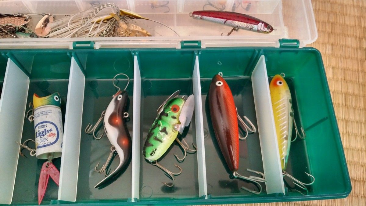 Old Lure Set Tackle Box Heddon Daiwa Cordell Lures, Arbogast Strike King, Very - Image 5