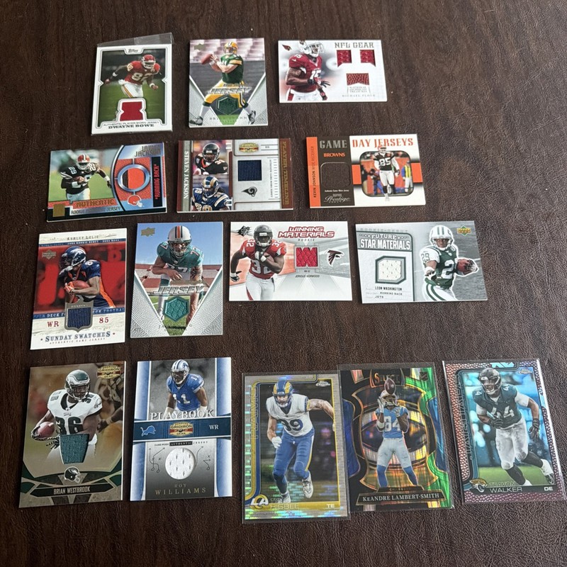 12 NFL Jersey/Relic Cards