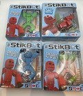 Lot figurines posables Stikbot rouge rhinocéros animal vert bleu transparentes 