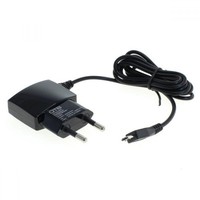 Micro USB Netzteil / Ladeadapter, 5V / 1A, Flache Bauform