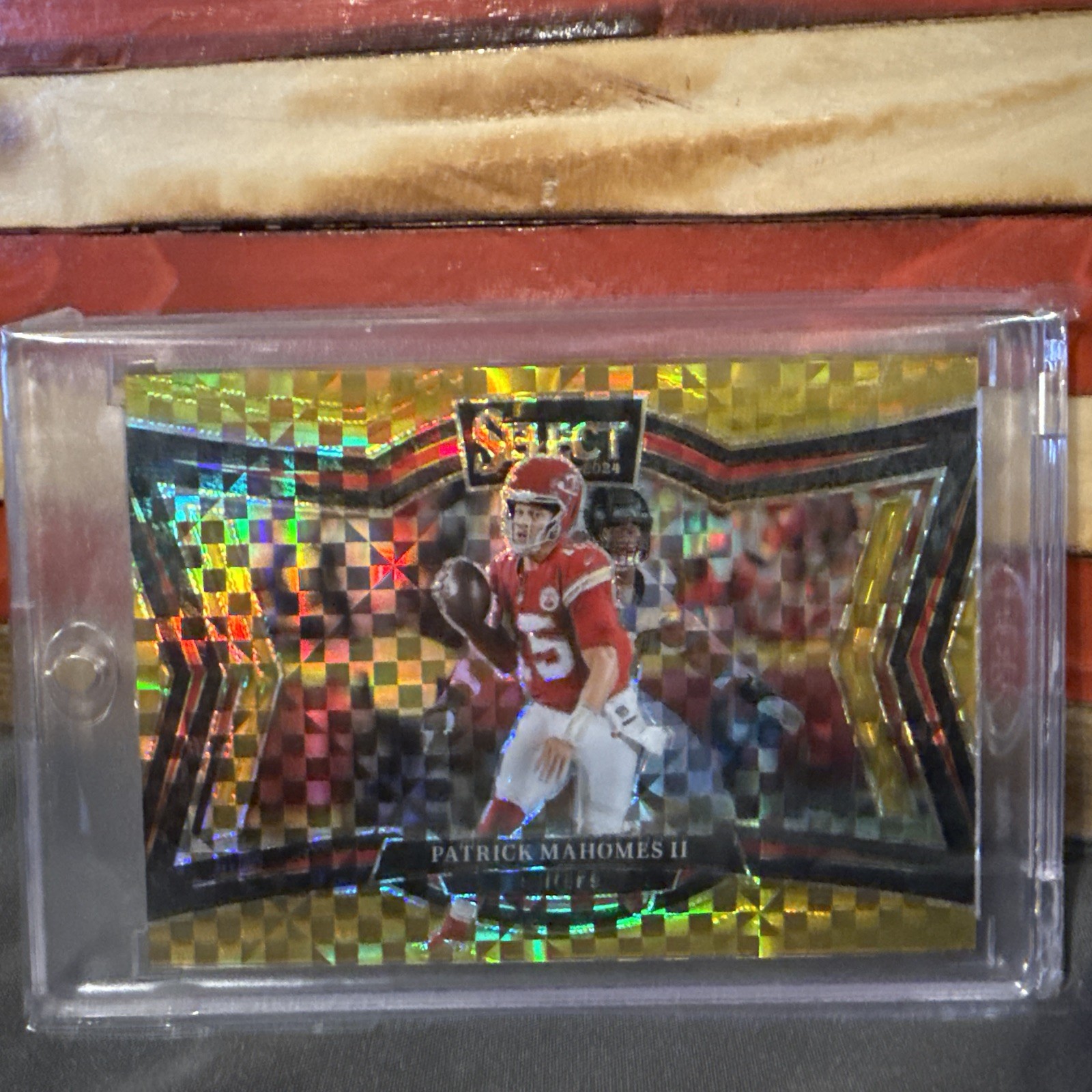 2024 Panini Select - Field Level Patrick Mahomes II #469 Gold Prizm 10/10