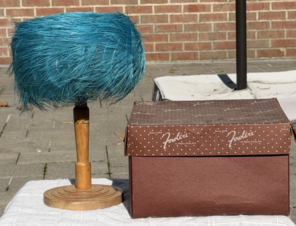 Винтажный страус перо таблетка шляпа 1950 Lucilla Mendez NY яркий бирюзовый/бирюзовый - Изображение 4 из 4