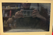 apple mac a1342  UNTESTED WONT TURN ON FOR PARTS 