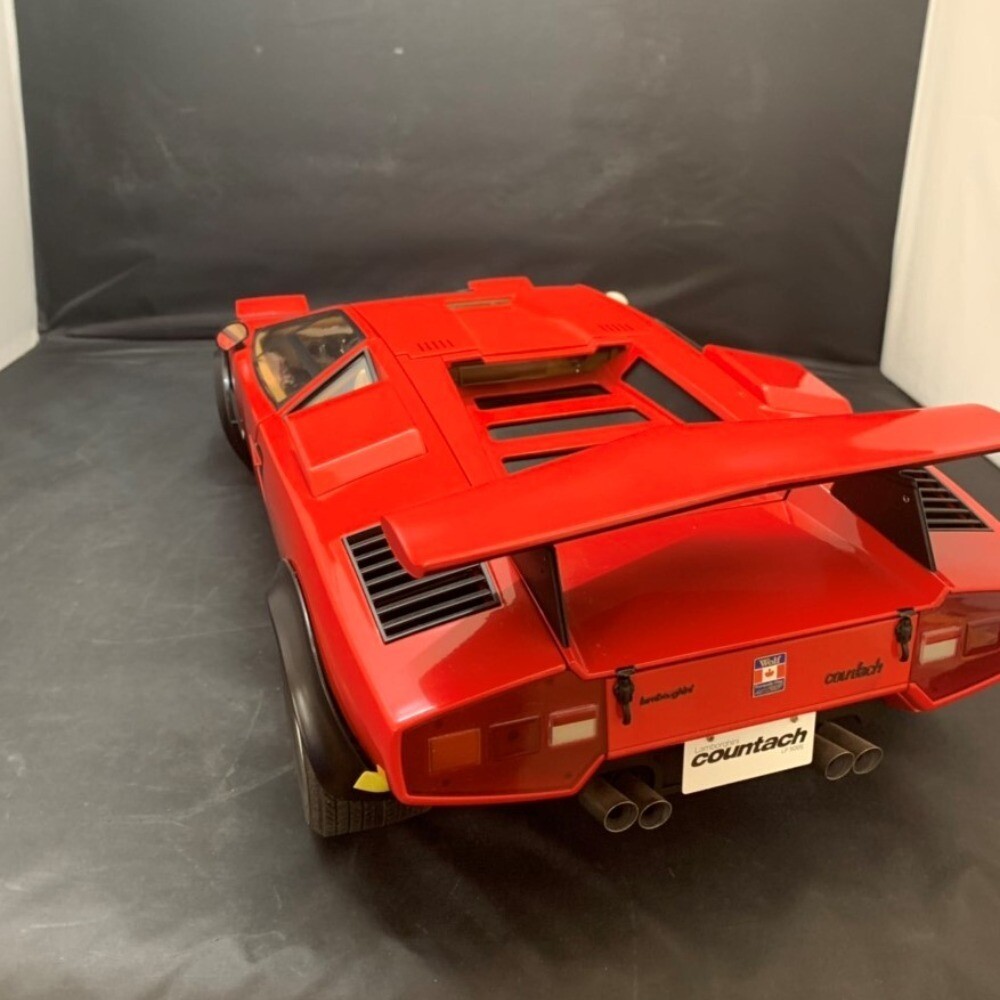 ミニカー IXO MODELS Lamborghini Countach & BMW Z8 IXO MODELS